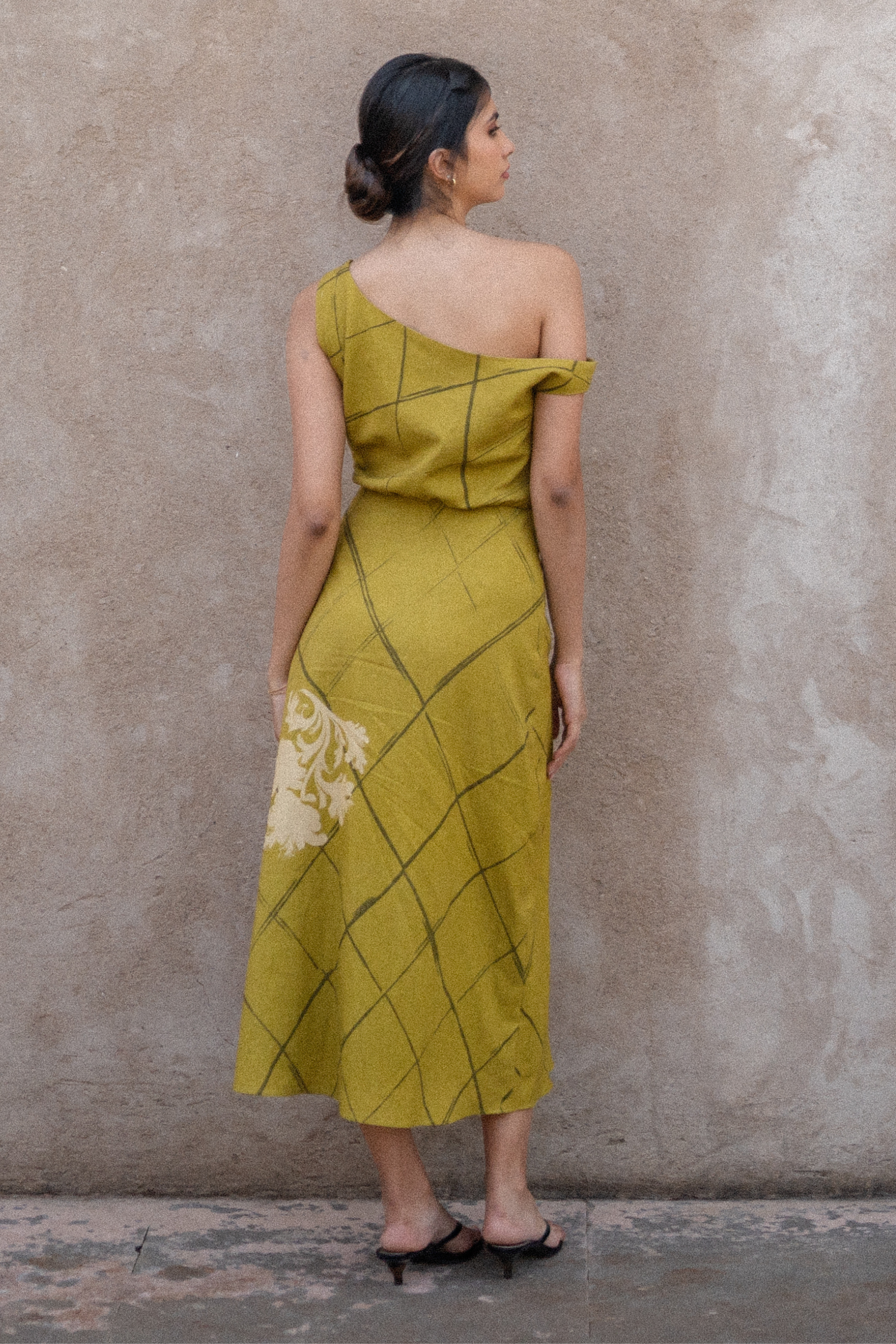 Daffodil Off-Shoulder Midi Dress